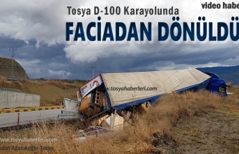Tosya D-100'de TIR Kazasında Faciadan Dönüldü